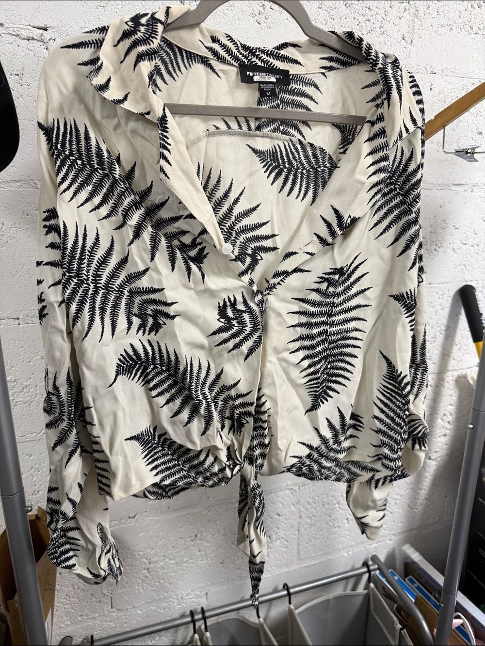 Fifteen Twenty TOP Size Medium - Black Fern-Print Tie-Front Blouse on Cream